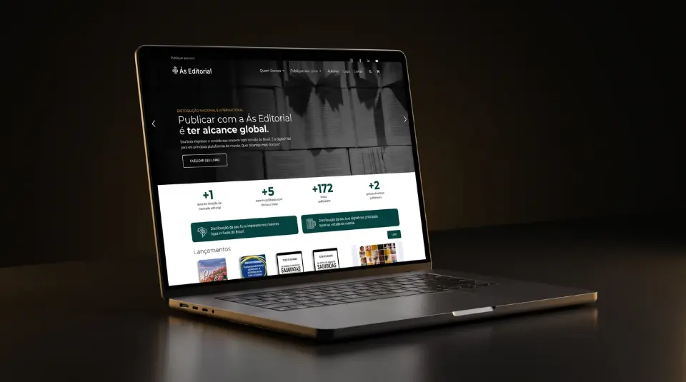 Site Ás Editorial em computador e celular, projeto da MD Marketing Digital